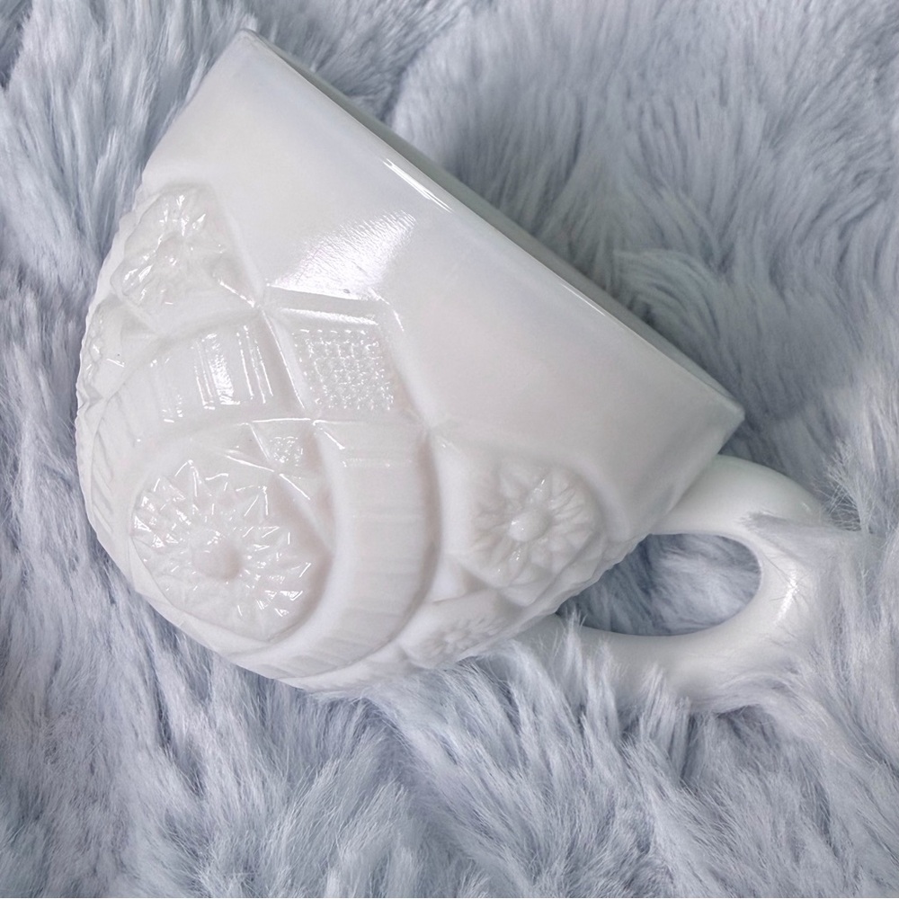 Vintage Glass Milk White Punch Cup McKee Concord Embossed Textured Retro Teacup